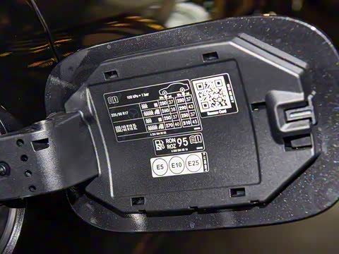 2025�� �Ŀ� C 260 L �˶���