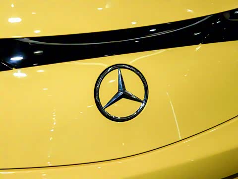 2025�� CLE 260 ���ܳ�