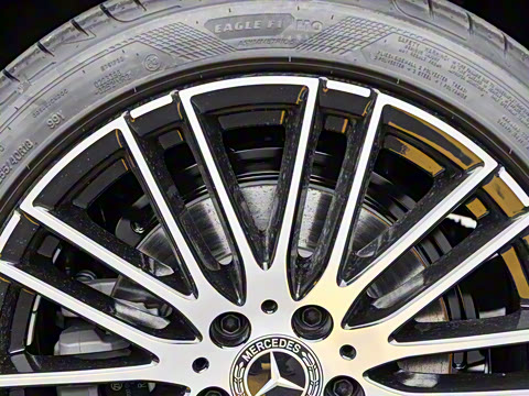 2025�� �Ŀ� C 260 L �˶���