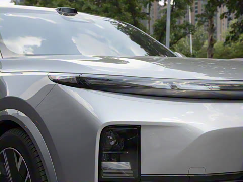 2025�� Ultra ���ܻ��°�