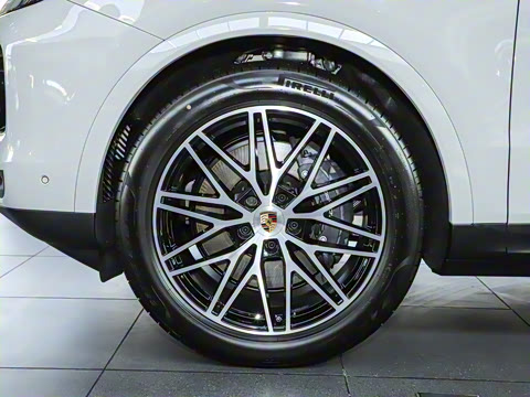 2025�� Cayenne 3.0T