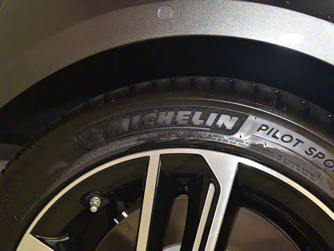 2024�� 2.5T �����콢��