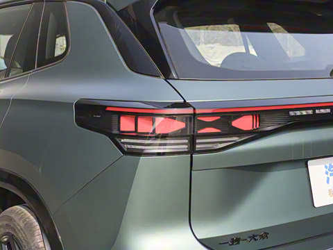 2025�� ̽��L 330TSI ������ӢCity��