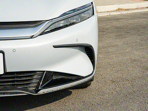 2025�� EV �Ǽݰ� 605KM������