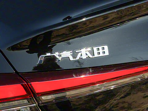 2025�� 240TURBO CVT�Ƽ���