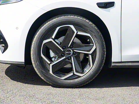 2025�� DM-i �Ǽݰ� 120KM�콢��