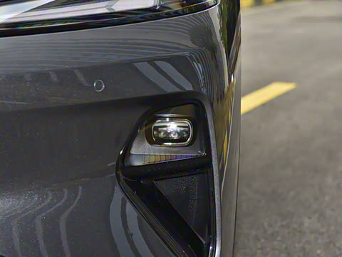 2025�� 530UltraǬ���Ǽ�ADS SE�����