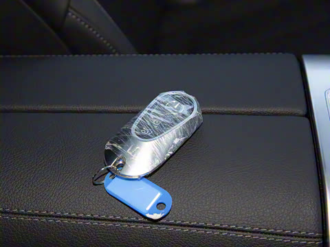 2025�� CLE 300 4MATIC �����ͽ��ܳ�