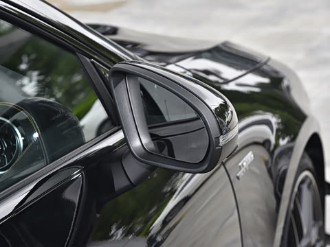 2025�� AMG CLA 45 S 4MATIC+