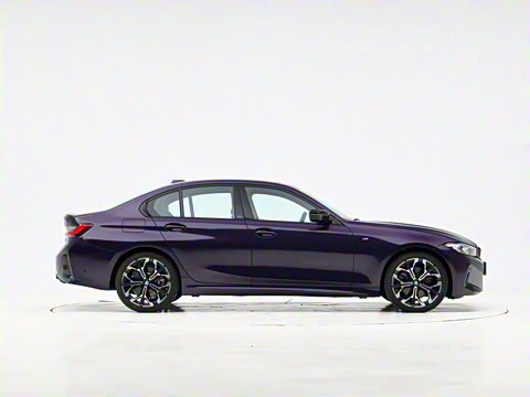 2025�� 330i 50����������