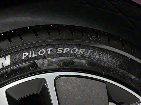 2025�� Ultra ���ܻ��°�