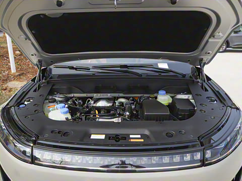 2025�� 210Ultra���̰� 6��