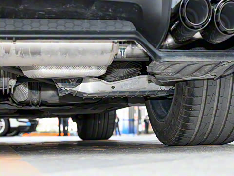 2024�� Cayenne Coup�� E-Hybrid 2.0T