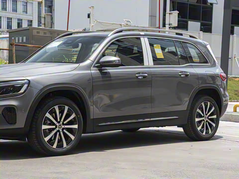 2025�� GLB 220 ʱ����