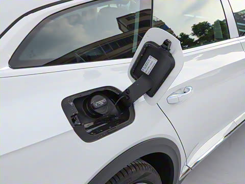 2025�� �Ŀ� ��װ�� 380TSI ���� ������