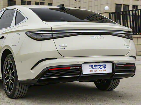 2025�� �Ǽݰ� DM-i 1.5T 125km �콢��