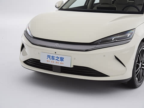 2025�� EV 545KM׿Խ��