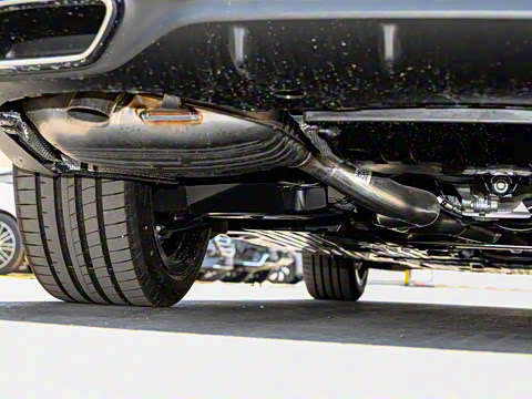 2024�� �Ŀ��� C 260 L �˶���