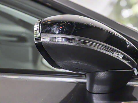 2025�� Avant 45 TFSI ��̽�ռ�