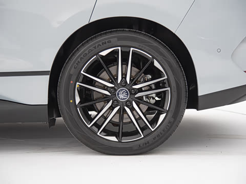 2025�� EV 545KM׿Խ��