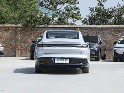 2025�� 550������