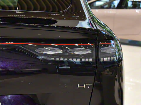 2025�� 825 Max��