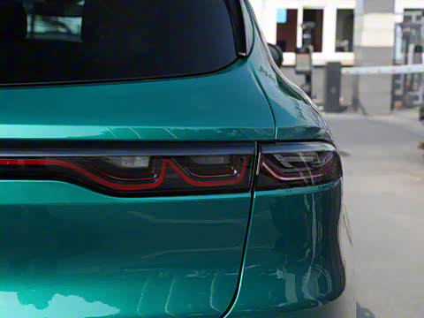 2024�� 2.0T 268HP AWD Veloce���� Plus��