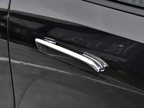 2025�� �Ŀ� E 300 ʱ�����˶���