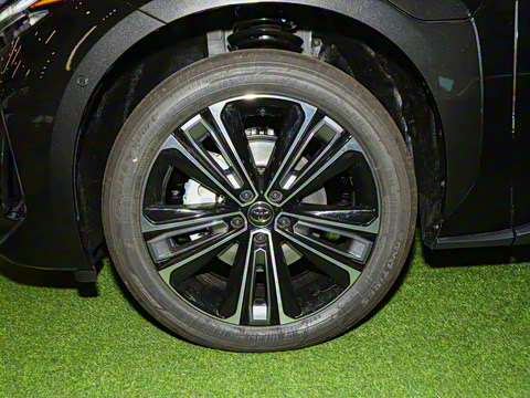 2025�� 560 ����Max��