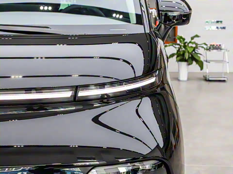 2025�� 570km׿Խ��