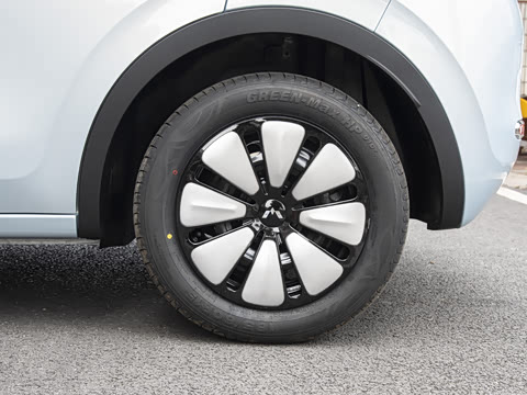 2025�� 410km ��Ϭ������