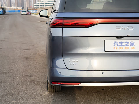 2025�� DM-i 1.5T 100km ��Խ��