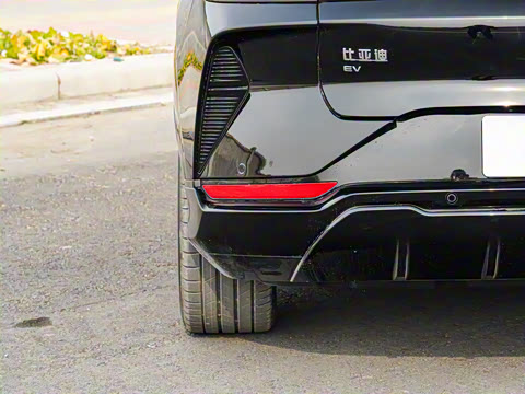 2025�� �Ǽݰ� 550km ׿Խ��