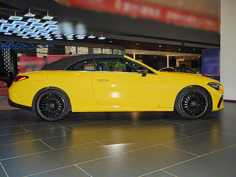 2025�� CLE 300 4MATIC ������ܳ�