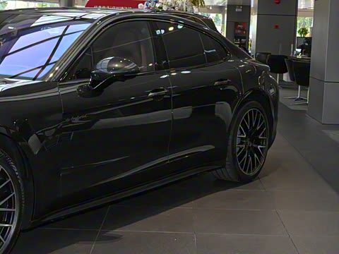 2024�� Panamera Turbo E-Hybrid 4.0T