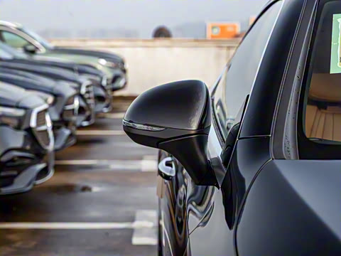 2025�� CLE 260 ���ܳ�