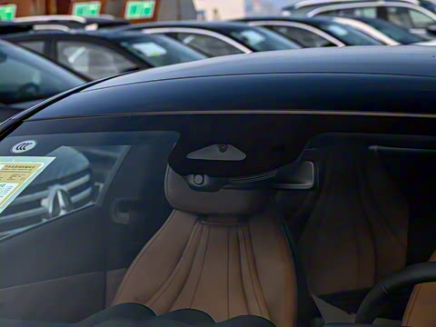 2025�� CLE 260 ���ܳ�