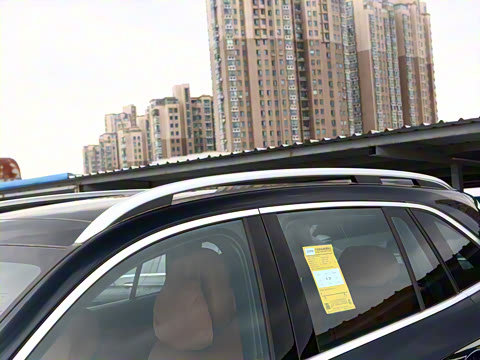 2024�� GLC 260 L 4MATIC ������ 5��