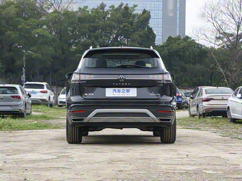 2025�� ������ 300TSI