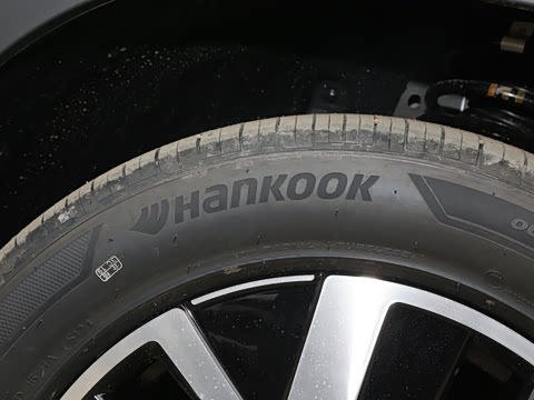 2025�� ������ 300TSI