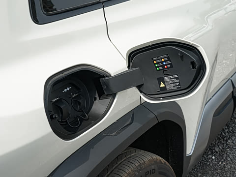 2025�� 501KM ����Ultra��