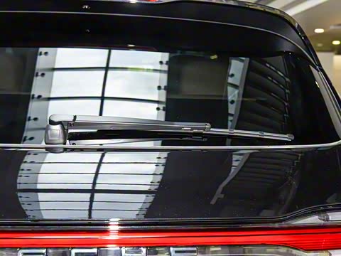 2025�� Macan 2.0T ���ΰ�