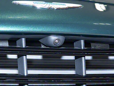 2025�� 4.0T V8 707