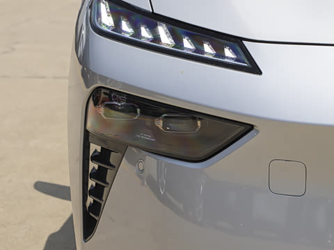 2025�� ���� 550Pro�캽��