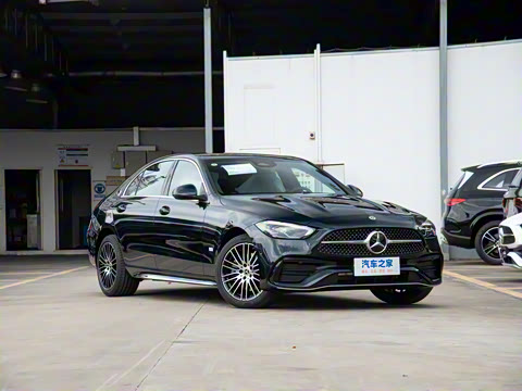 2025�� �Ŀ� C 260 L �˶���