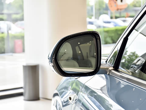 2025�� Max ���ܻ��°�