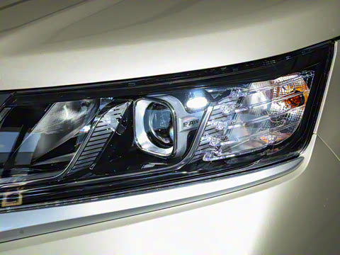 2025�� 1.6L �ֶ����������� 5��