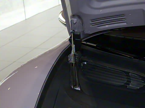 2024�� Taycan 4 Cross Turismo