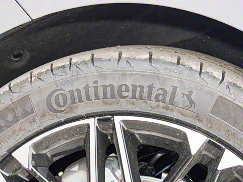 2025�� EV �Ǽݰ� 605KM������