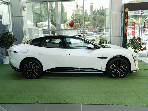 2025�� Max���̰�